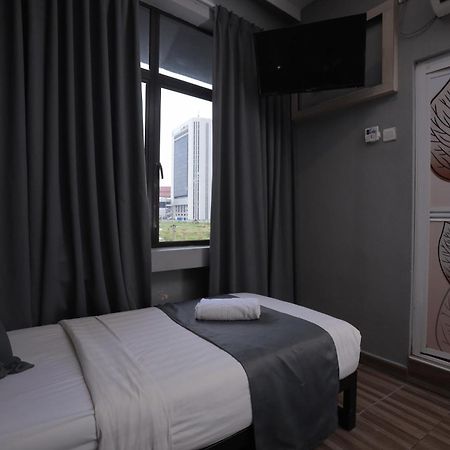 Dj Citi Inn Premier Kuala Terengganu Exterior photo